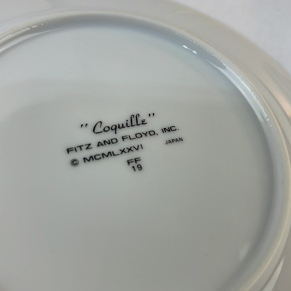 Fitz and Floyd “Coquille” 6 1/2” Bread/Dessert Plate (set of 4) - Picture 7 of 13